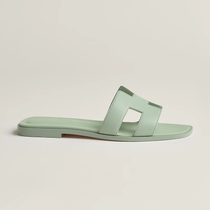 Oran sandal